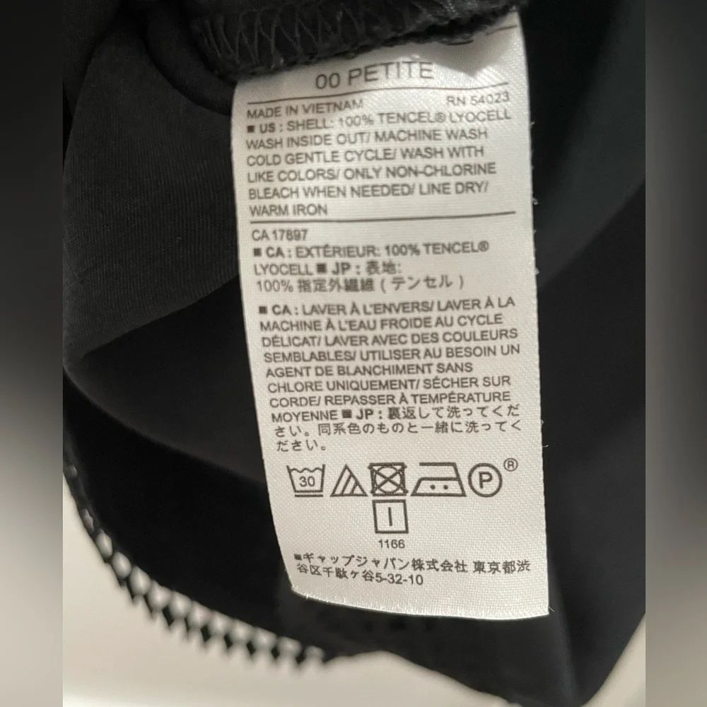 Banana Republic black sleeves dress size 00 petite - Picture 9 of 9